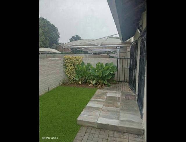 2 BEDROOM HOUSE FOR SALE IN VAALPARK